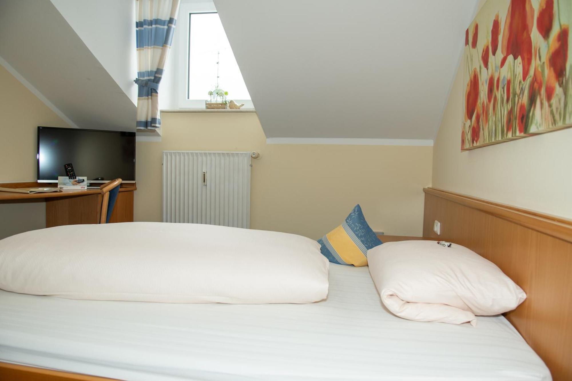 Hotel Bockmaier Oberpframmern Eksteriør billede